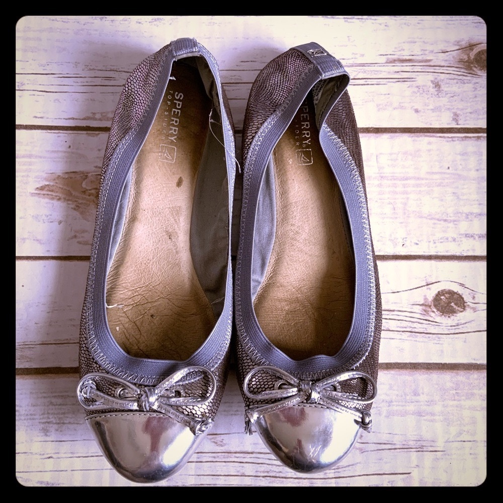 Sperry comfy ballet flats